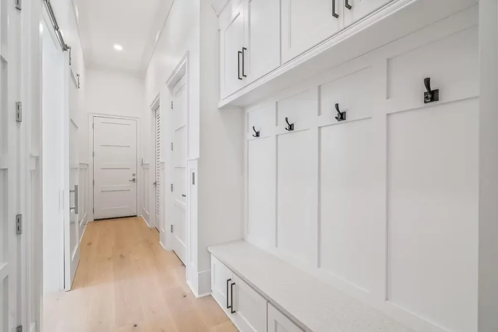 Cabinet Services